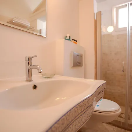 Готель Moshinos *