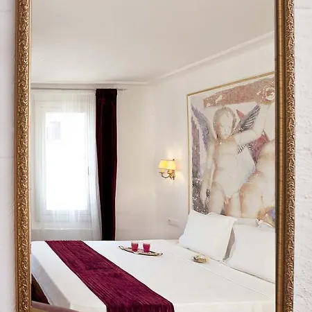 Moshinos Готель Айвалик