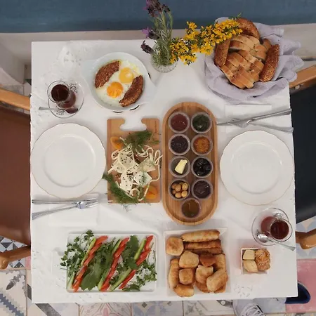 Moshinos Айвалик