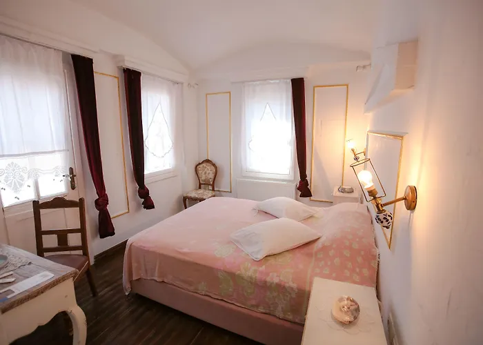 Moshinos Hotel Ayvalı