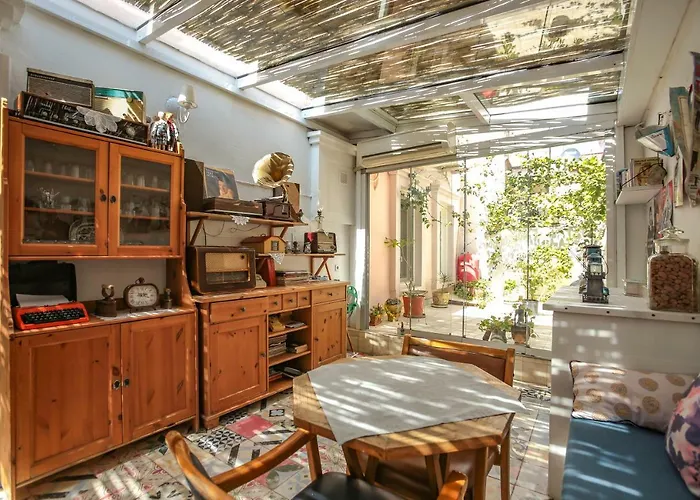 Moshinos Ξενοδοχείο *